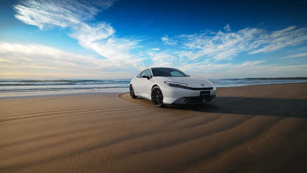 La nouvelle Prelude sur une plage