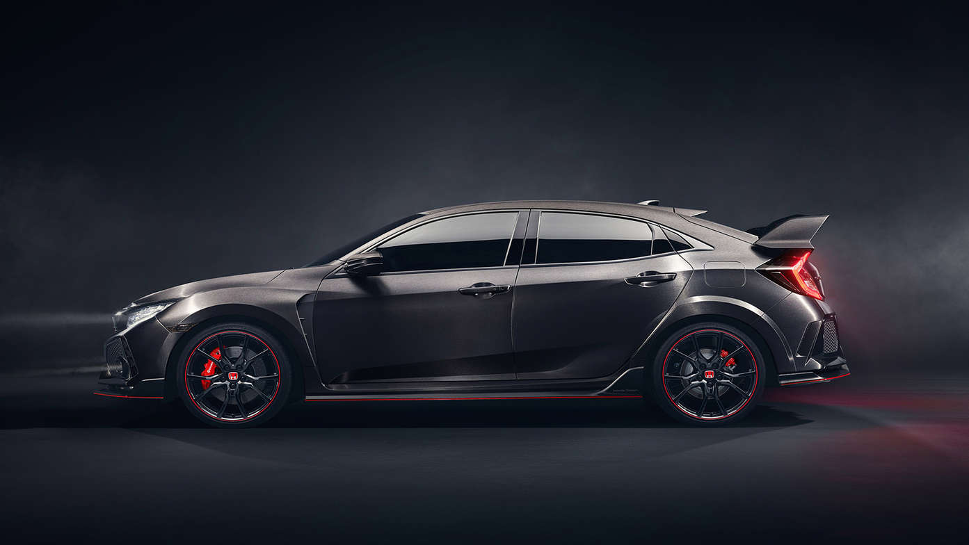 Vue de trois quarts face de la Honda Civic Type R.